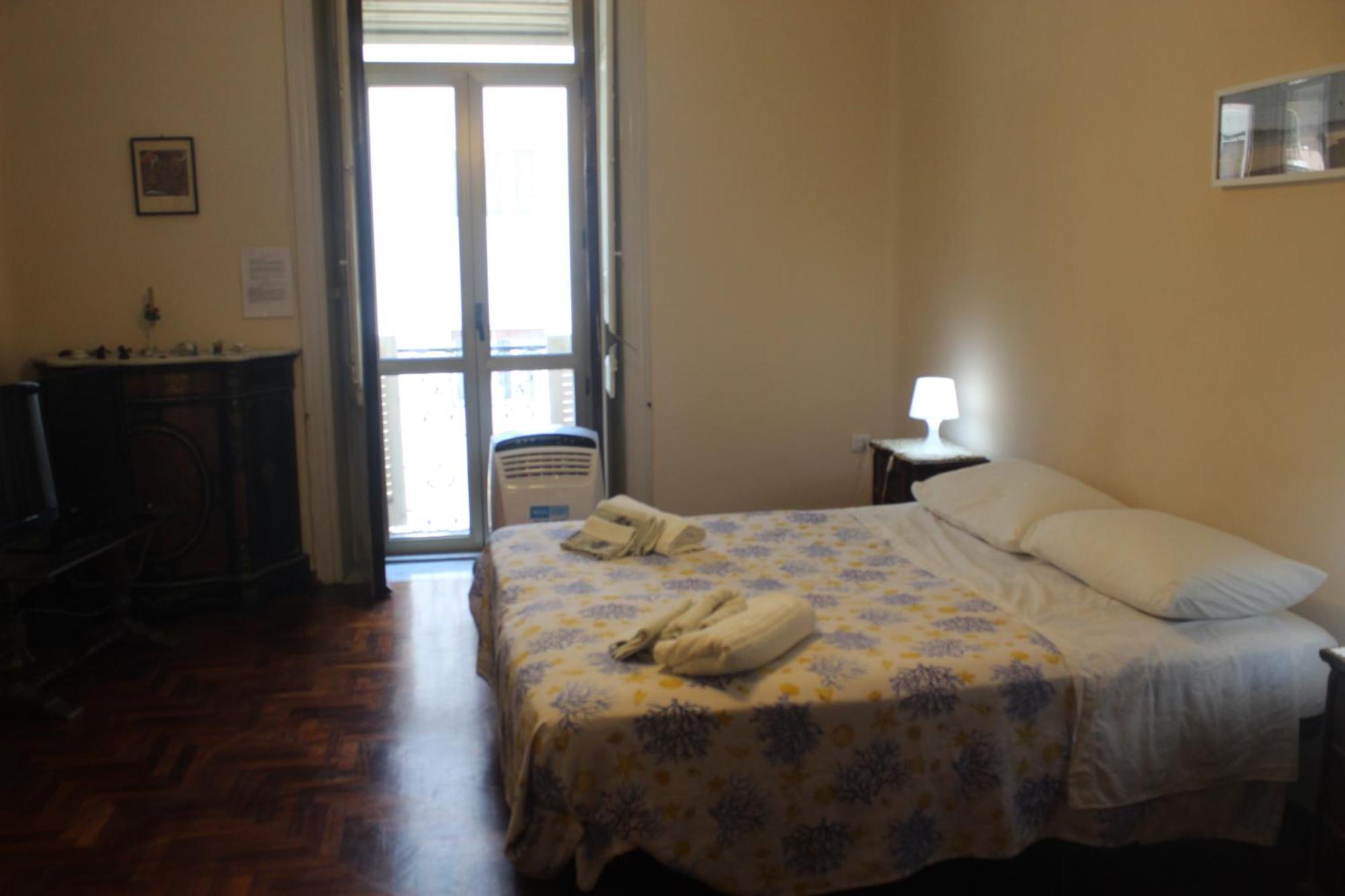 Casa Vacanze Anna E Bruno 萨莱诺 外观 照片